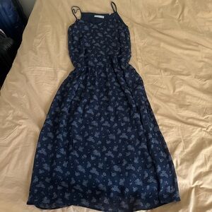 nwot vince xs blue maxi dress floral print 100% silk